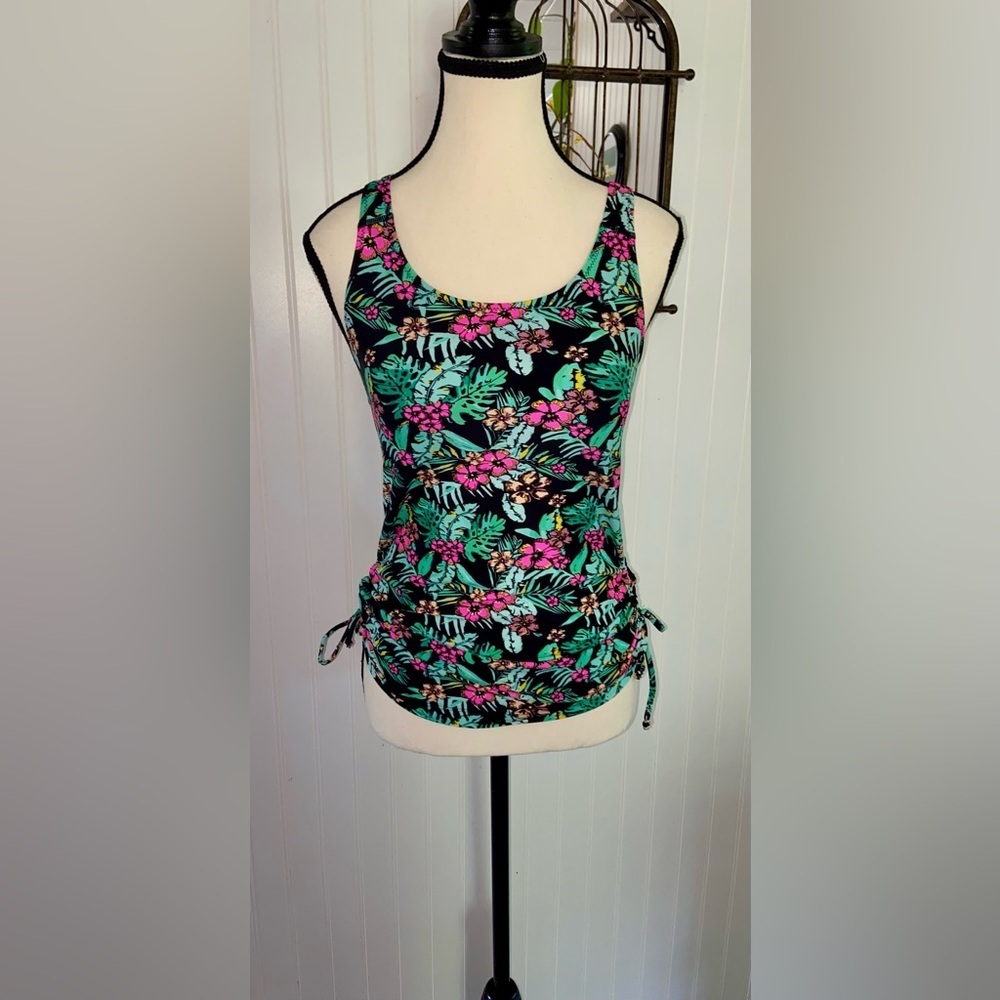 ELLA MAE MAYA‎ SWIM TOP tropical Tankini size small NWT